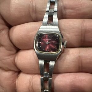 Works VTG Seiko Watch Women 18mm Purple Dial Dainty Bracelet Manual Wind Fit 6.5